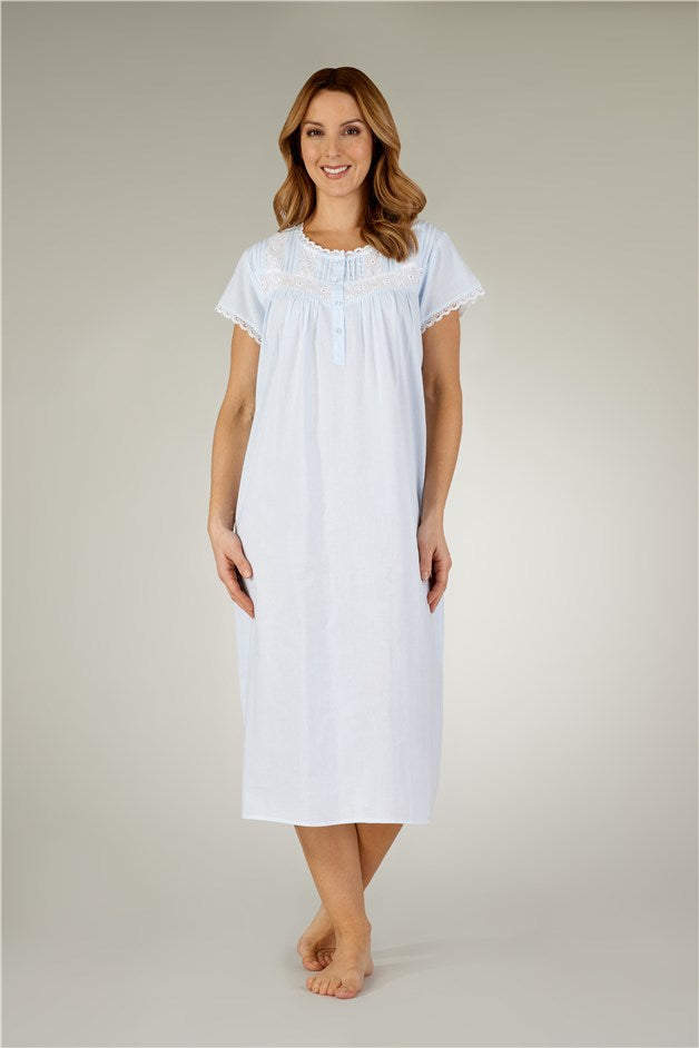 Slenderella Classic Oval Embroidered Lace Nightdress ND3260