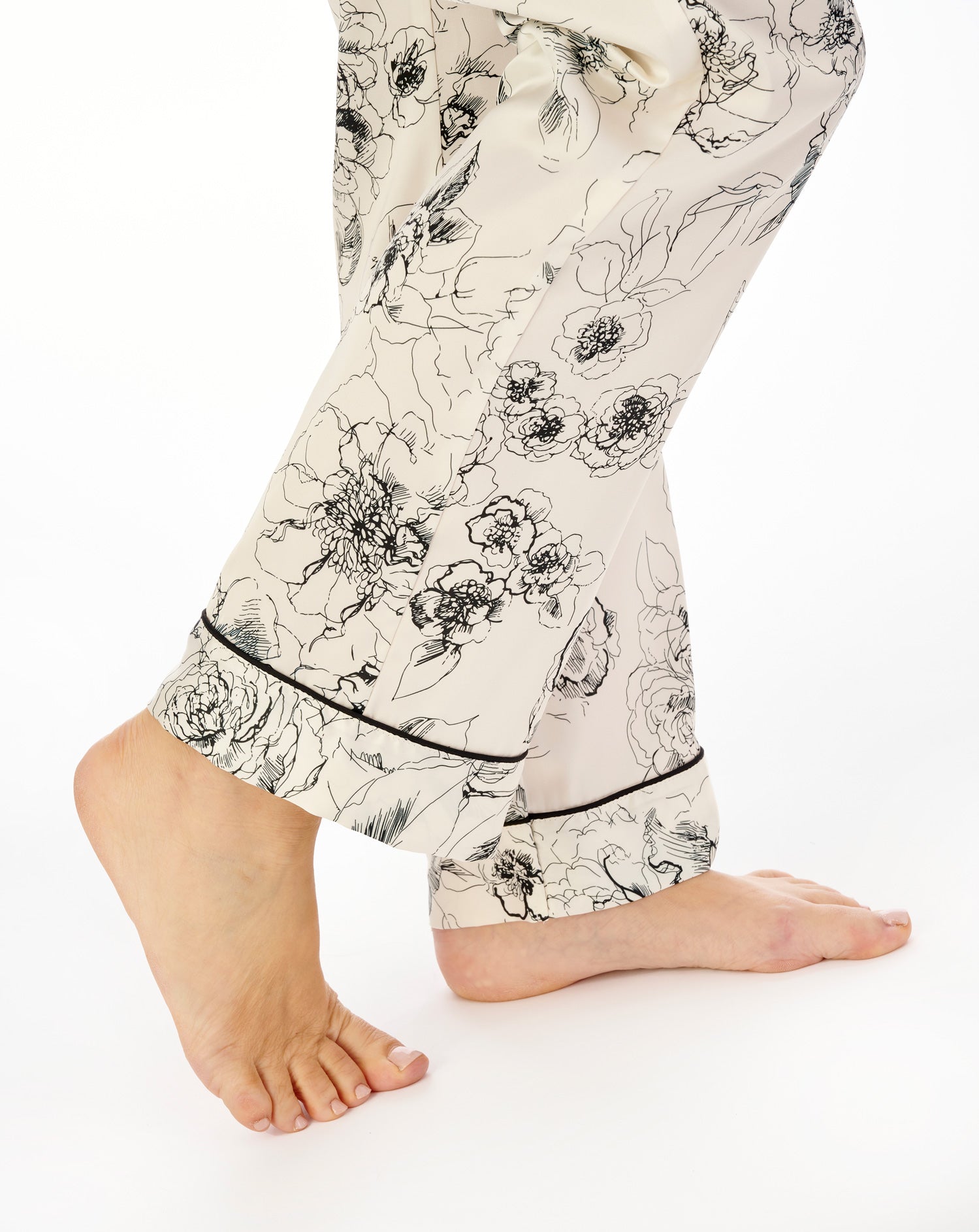 Satin Floral Print Tailored Pyjama Set GL04708