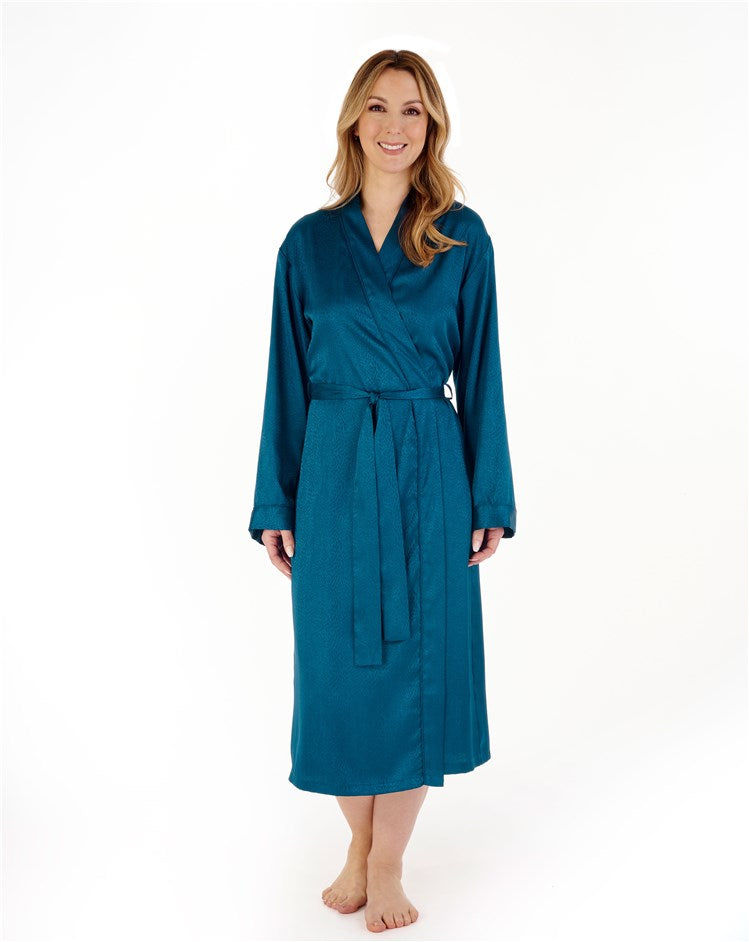46" Animal Jacquard Satin Long Sleeve Kimono Wrap GL88724